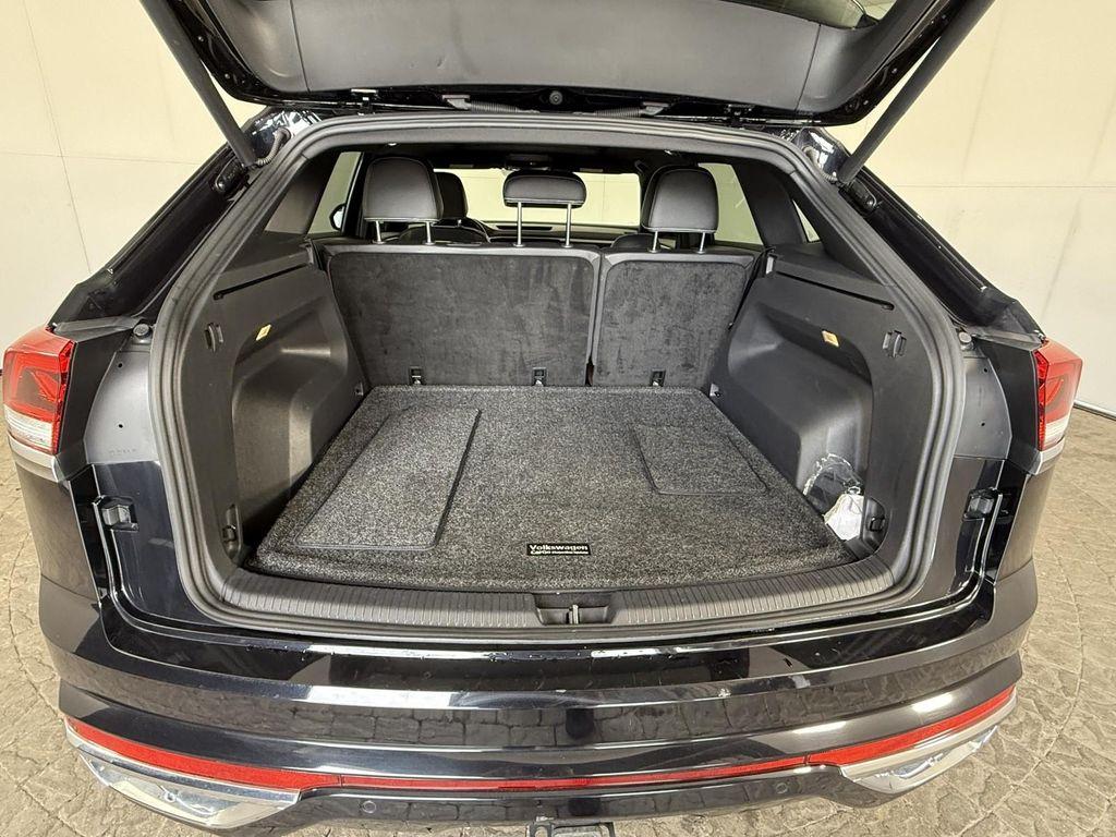 used 2021 Volkswagen Atlas Cross Sport car, priced at $17,500
