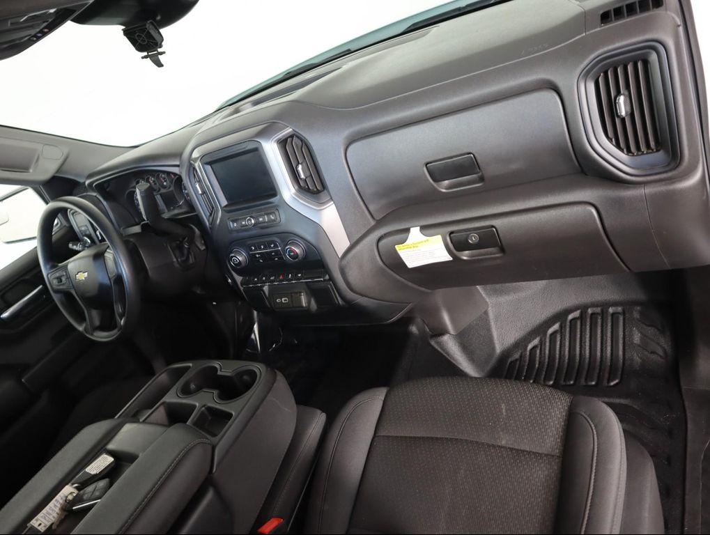 used 2024 Chevrolet Silverado 1500 car, priced at $26,998