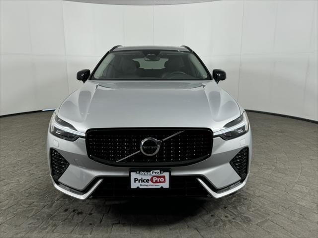 used 2023 Volvo XC60 car, priced at $31,998