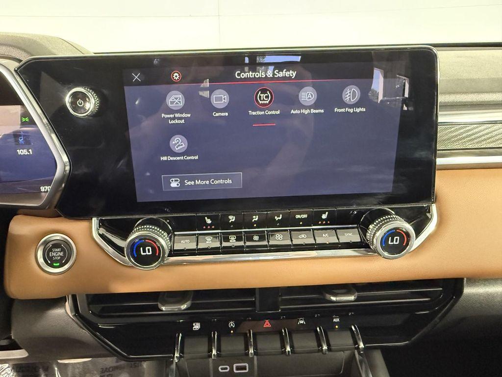 used 2024 GMC Canyon car, priced at $40,500