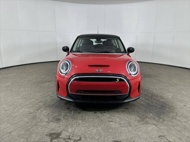 used 2022 MINI Hardtop car, priced at $19,998