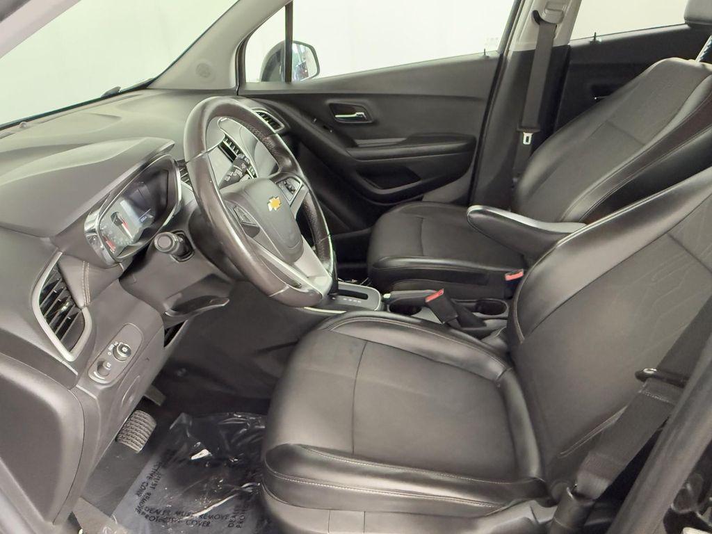 used 2022 Chevrolet Trax car, priced at $15,300