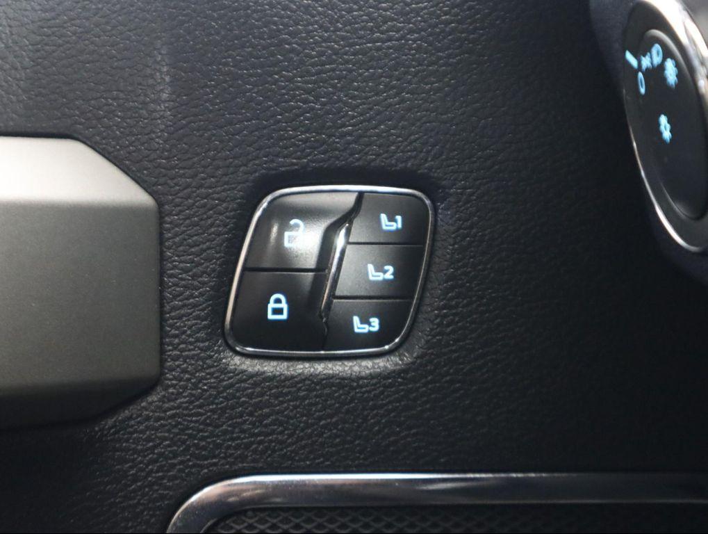 used 2022 Ford F-250 car, priced at $57,500