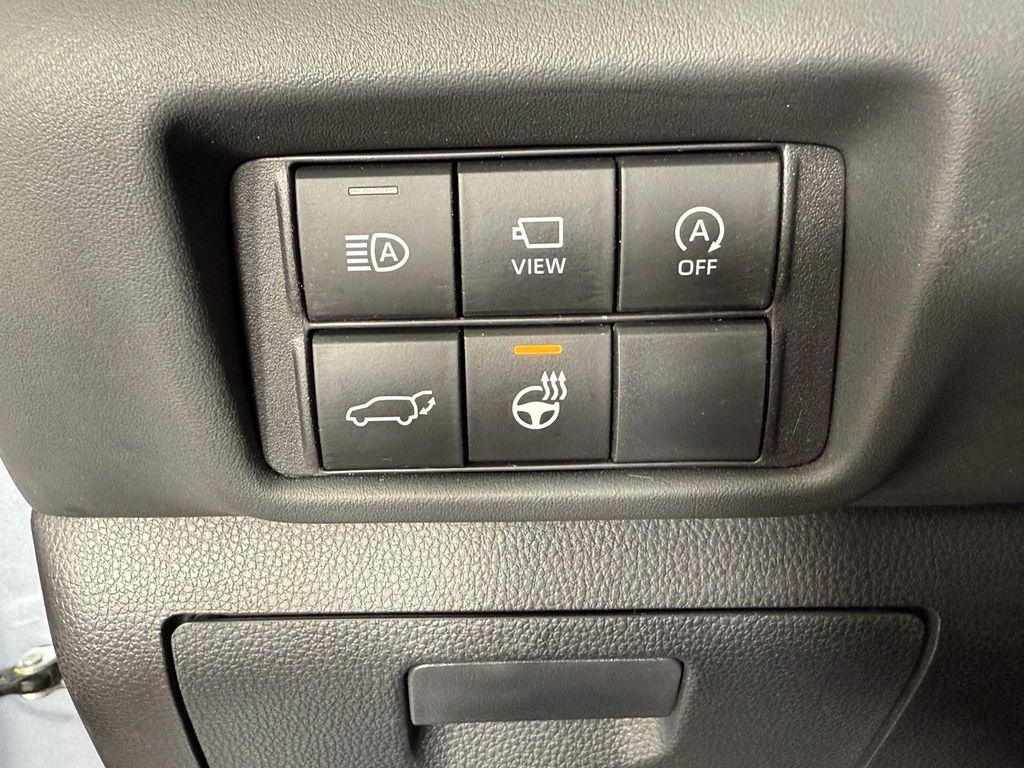 used 2024 Toyota Highlander car, priced at $44,998