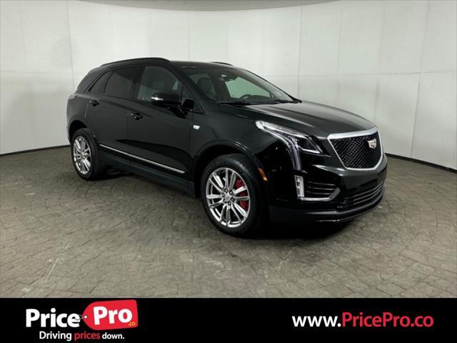 used 2022 Cadillac XT5 car, priced at $34,998