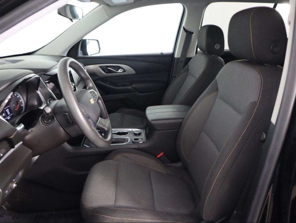 used 2021 Chevrolet Traverse car, priced at $22,500