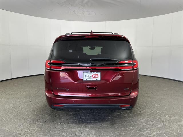 used 2022 Chrysler Pacifica car, priced at $32,500