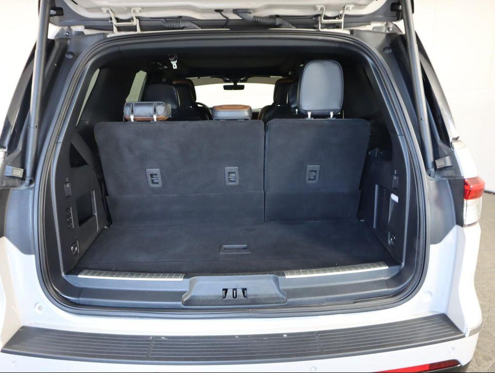 used 2023 Lincoln Navigator car, priced at $61,998