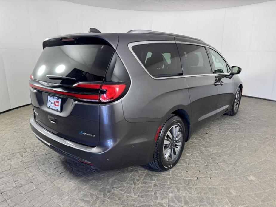 used 2021 Chrysler Pacifica Hybrid car, priced at $20,998