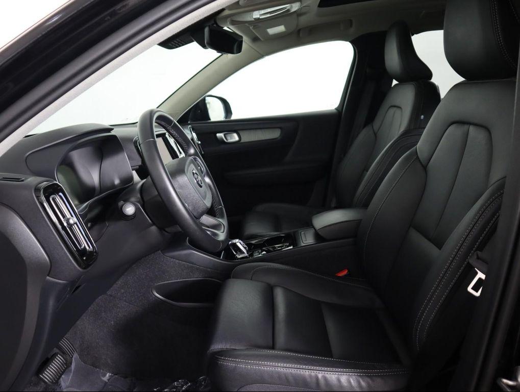 used 2025 Volvo XC40 car, priced at $29,998