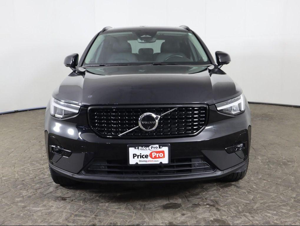 used 2025 Volvo XC40 car, priced at $29,998