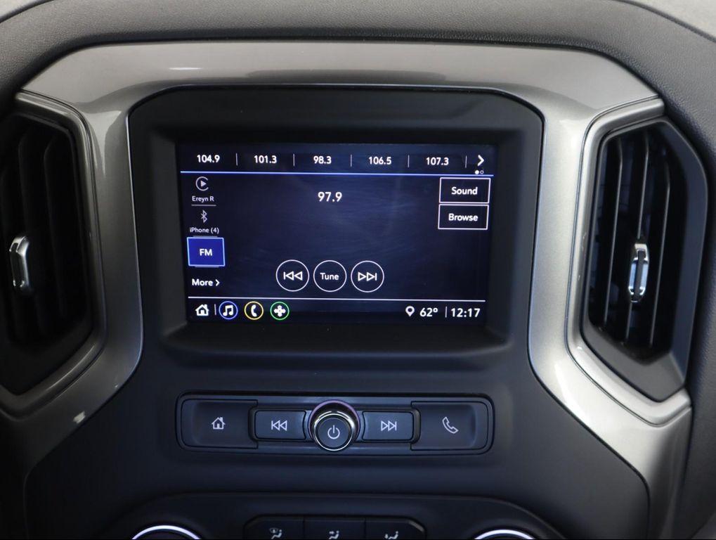 used 2024 Chevrolet Silverado 1500 car, priced at $25,998