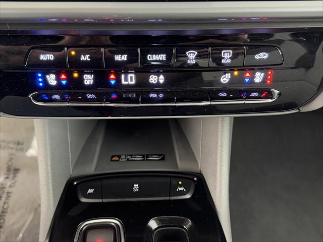 used 2023 Chevrolet Bolt EUV car, priced at $19,998
