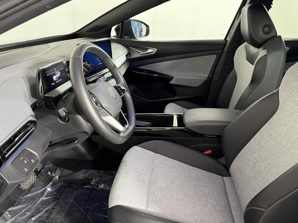 used 2024 Volkswagen ID.4 car, priced at $21,500