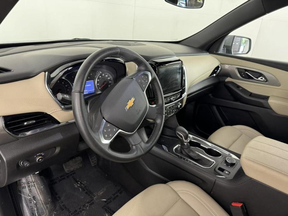 used 2023 Chevrolet Traverse car, priced at $35,998