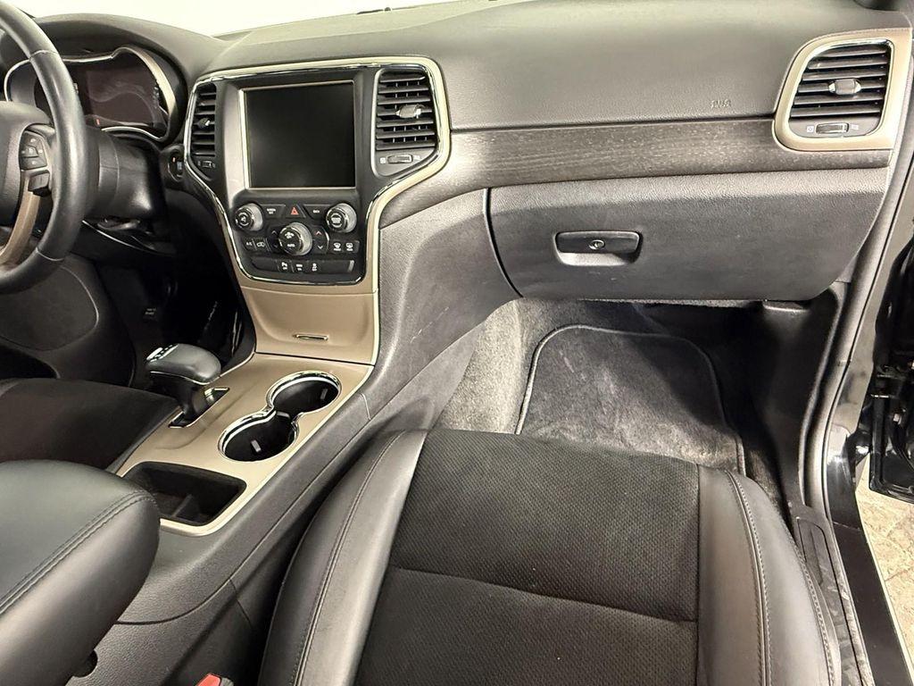 used 2015 Jeep Grand Cherokee car, priced at $16,500