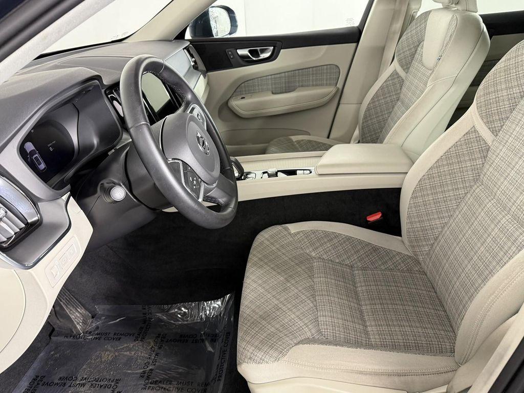 used 2022 Volvo XC60 Recharge Plug-In Hybrid car, priced at $17,500