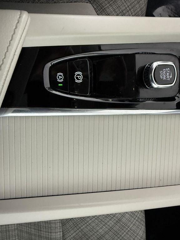 used 2022 Volvo XC60 Recharge Plug-In Hybrid car, priced at $17,500