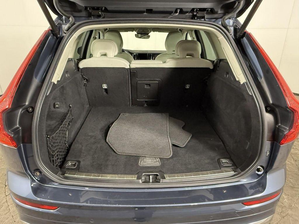 used 2022 Volvo XC60 Recharge Plug-In Hybrid car, priced at $17,500