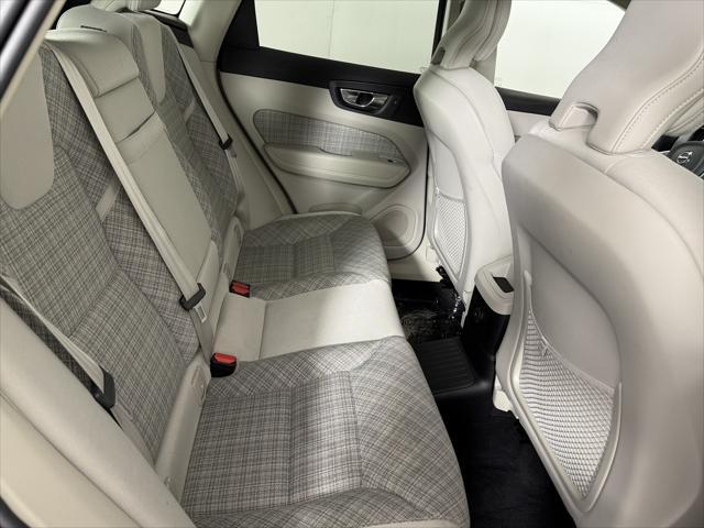 used 2022 Volvo XC60 Recharge Plug-In Hybrid car, priced at $20,998