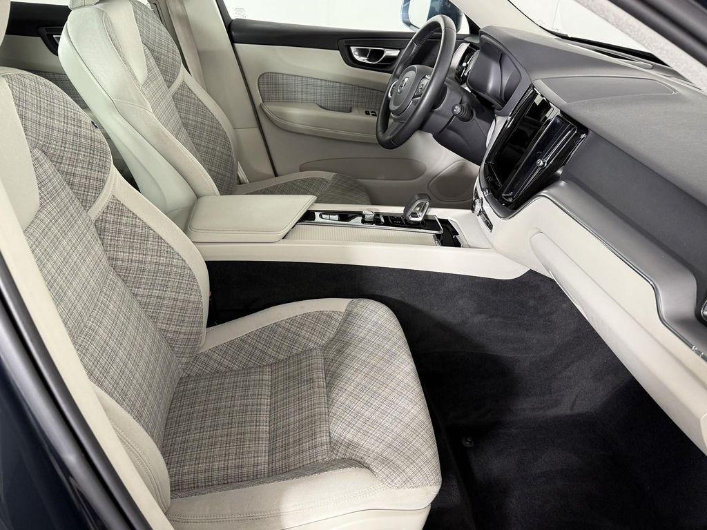 used 2022 Volvo XC60 Recharge Plug-In Hybrid car, priced at $17,500