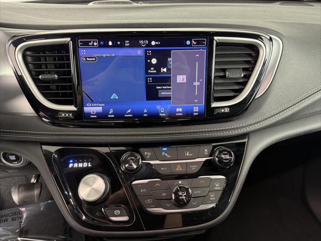 used 2022 Chrysler Pacifica Hybrid car, priced at $20,998