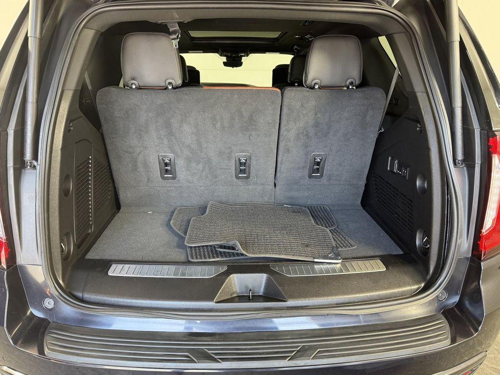 used 2023 GMC Yukon car, priced at $74,200