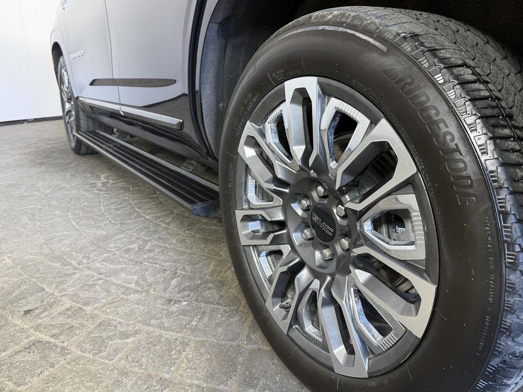 used 2023 GMC Yukon car, priced at $74,200