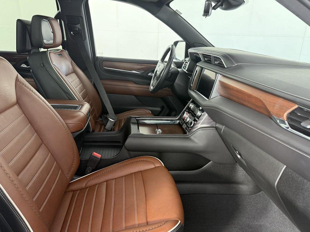 used 2023 GMC Yukon car, priced at $74,200