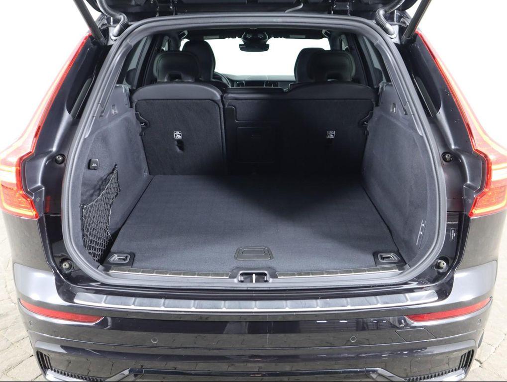 used 2024 Volvo XC60 Recharge Plug-In Hybrid car, priced at $52,500