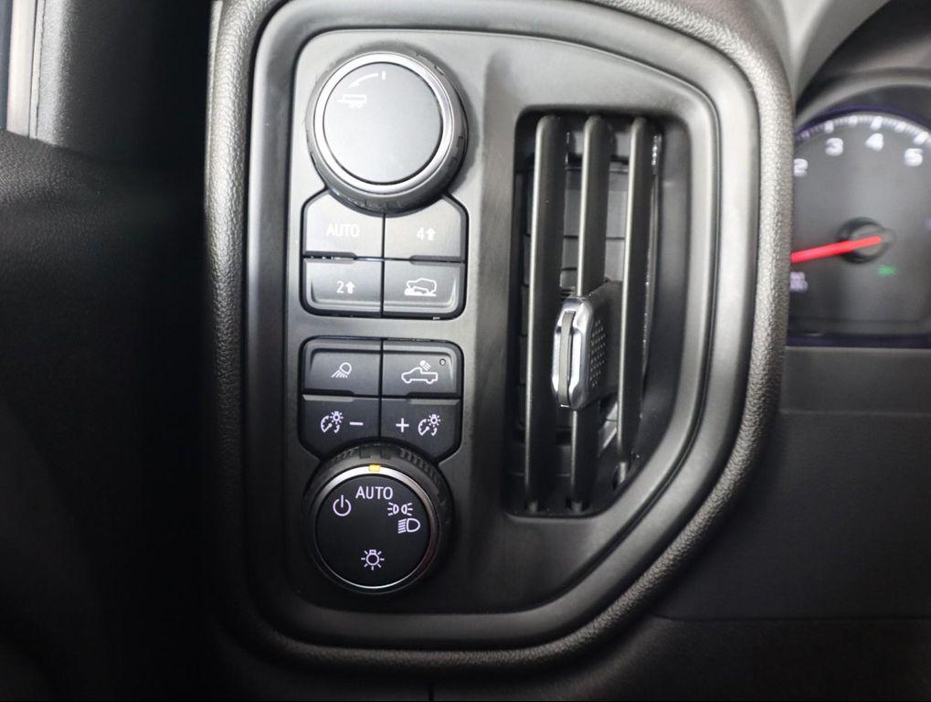 used 2024 Chevrolet Silverado 1500 car, priced at $39,998