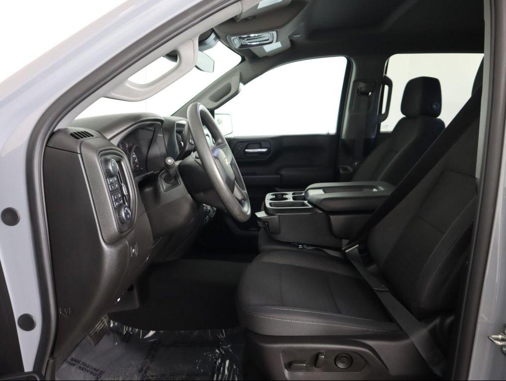 used 2024 Chevrolet Silverado 1500 car, priced at $39,998