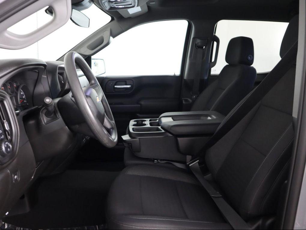 used 2024 Chevrolet Silverado 1500 car, priced at $39,998