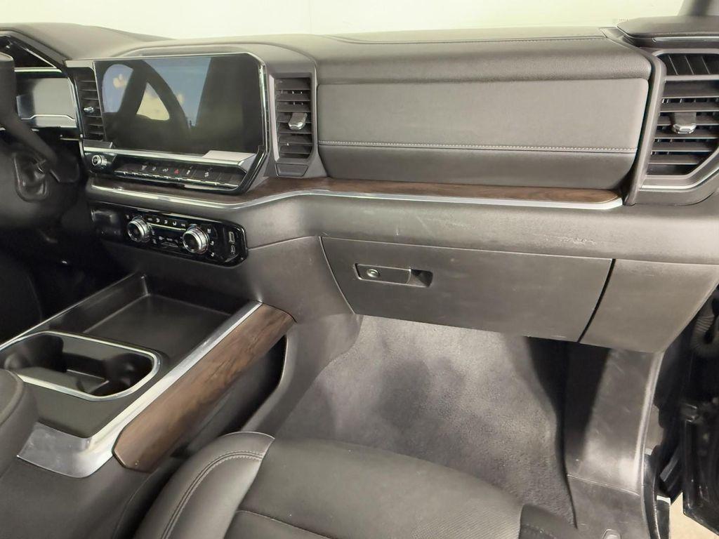 used 2024 GMC Sierra 2500 car, priced at $58,700