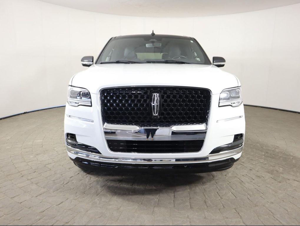 used 2024 Lincoln Navigator car, priced at $81,998