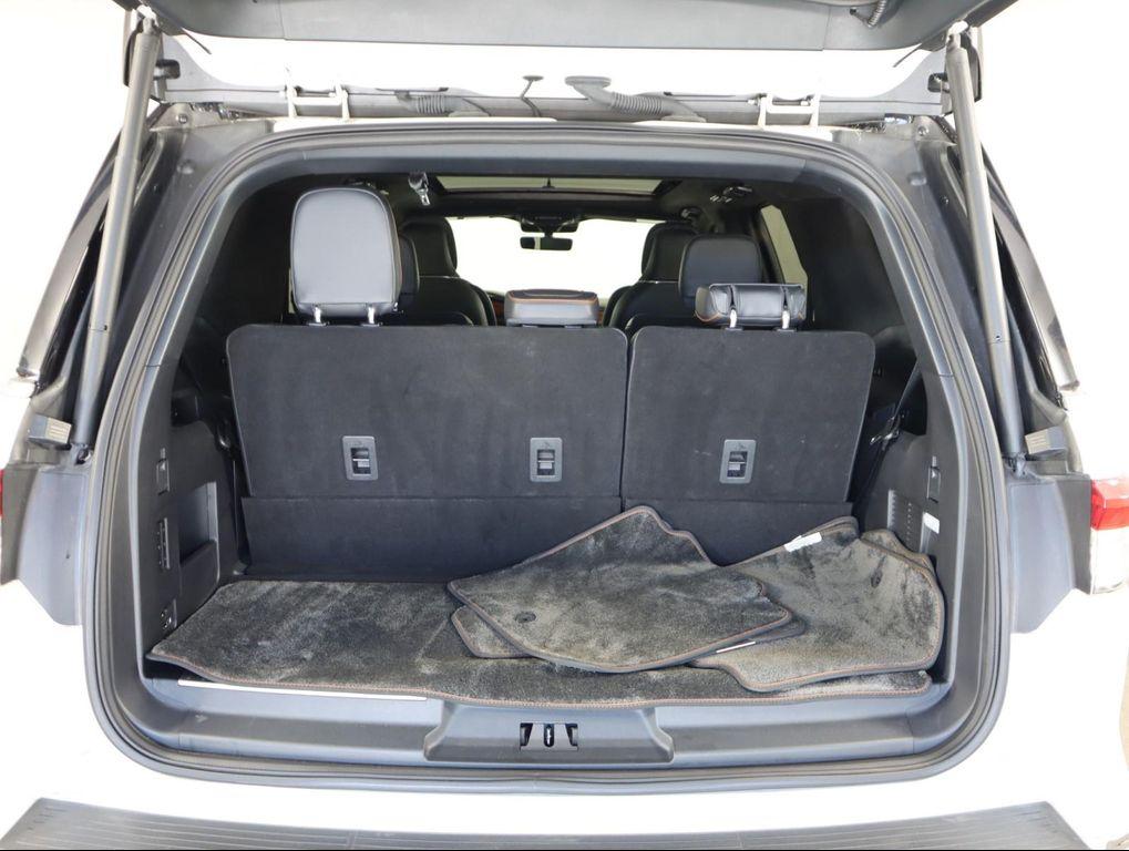 used 2024 Lincoln Navigator car, priced at $81,998