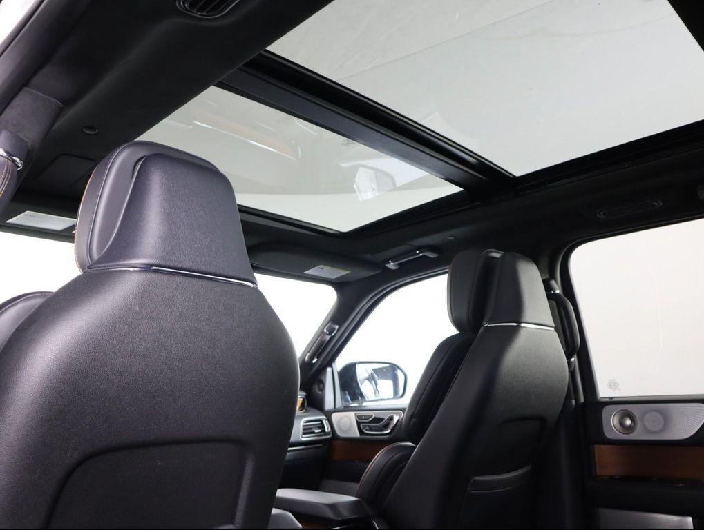 used 2024 Lincoln Navigator car, priced at $81,998