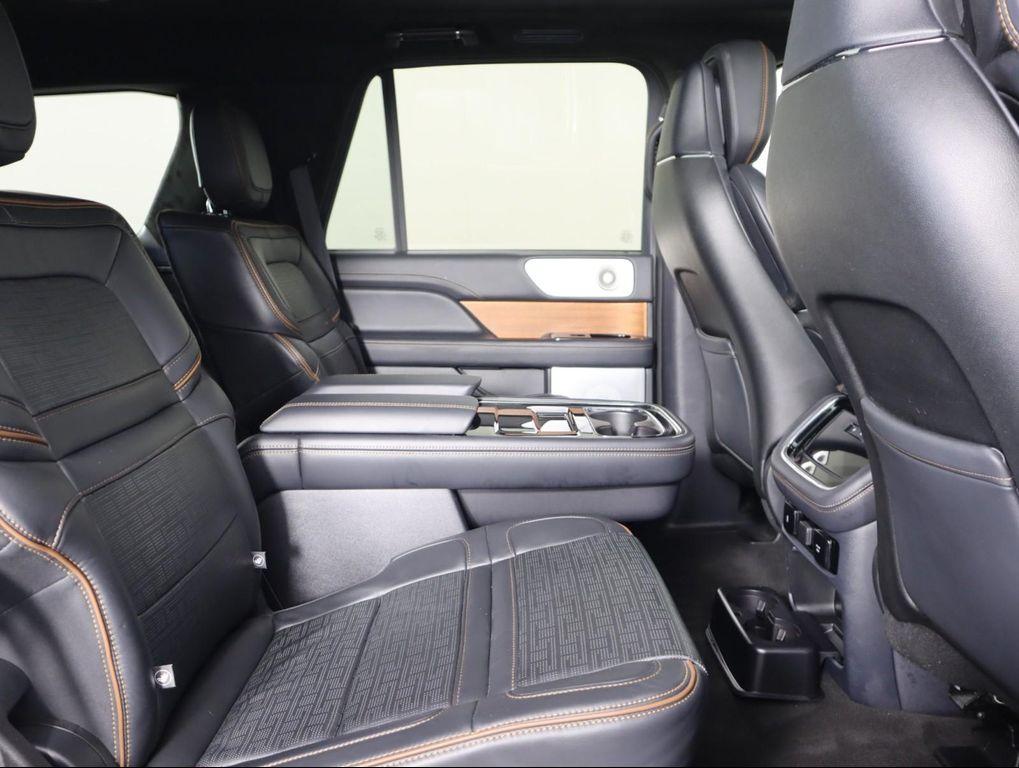 used 2024 Lincoln Navigator car, priced at $81,998