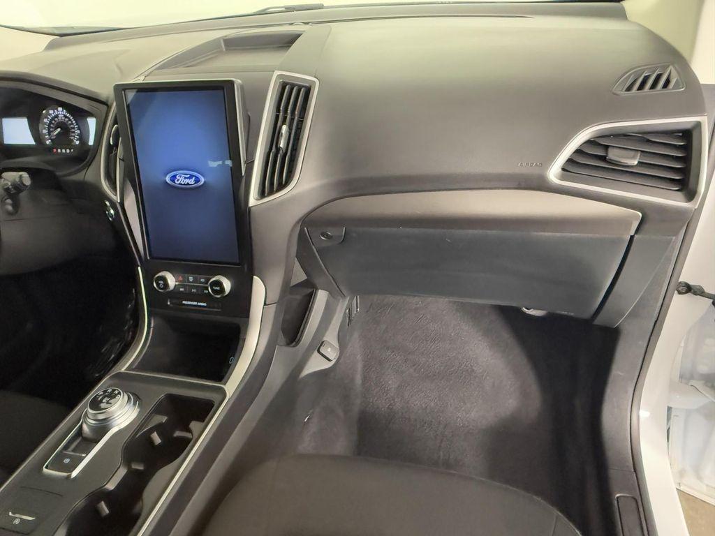 used 2024 Ford Edge car, priced at $27,998