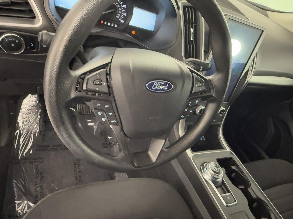 used 2024 Ford Edge car, priced at $27,998