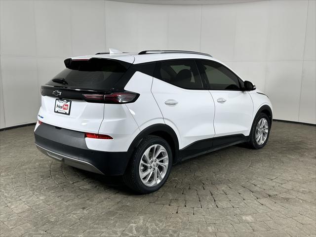 used 2022 Chevrolet Bolt EUV car, priced at $14,998