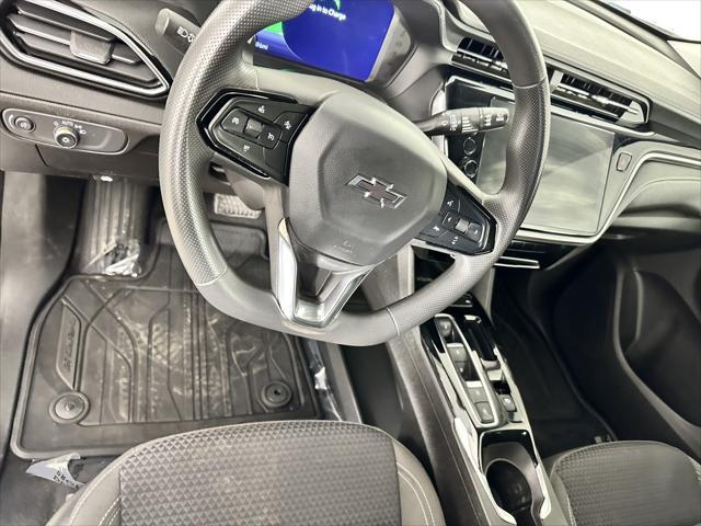 used 2022 Chevrolet Bolt EUV car, priced at $14,998