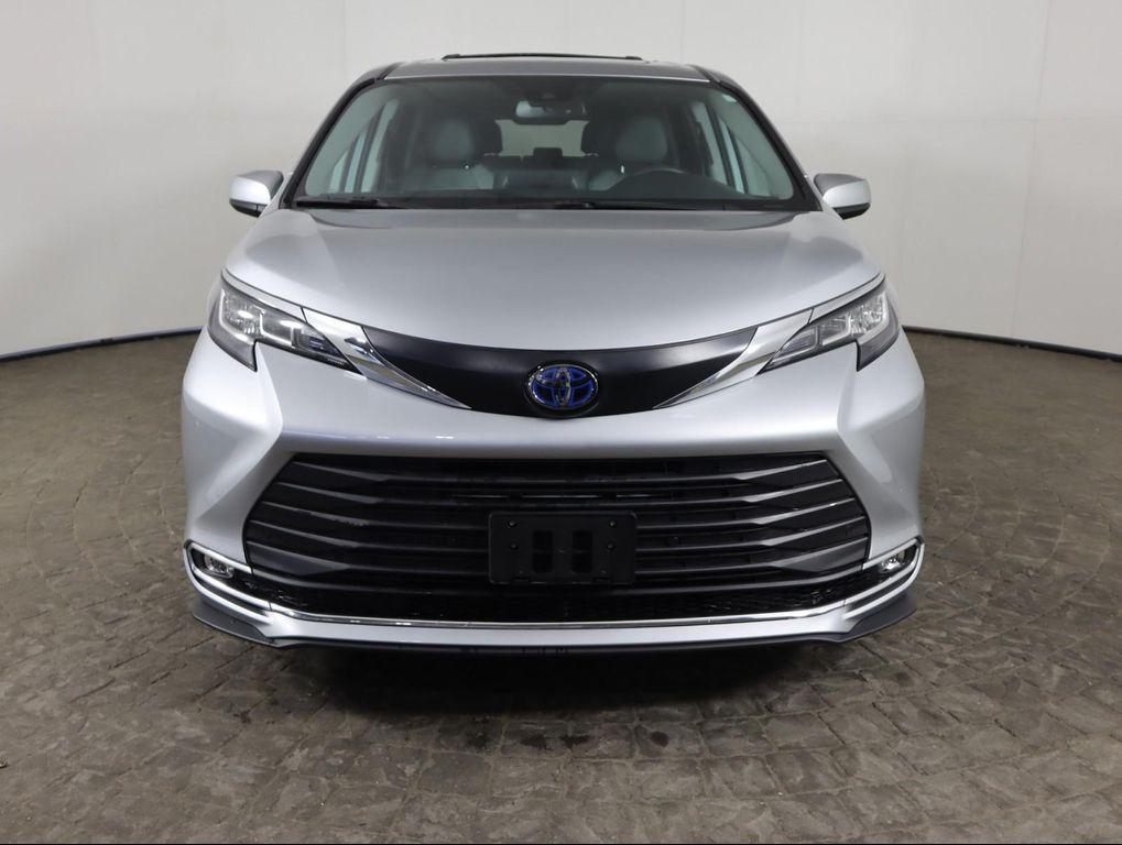 used 2023 Toyota Sienna car, priced at $45,500