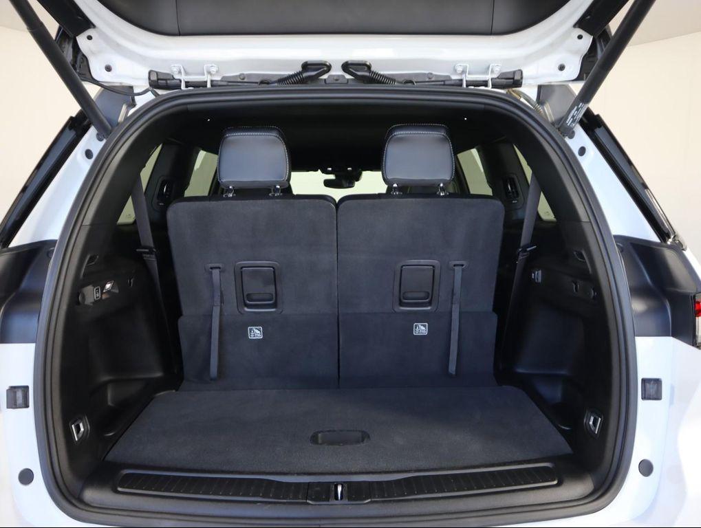 used 2022 Jeep Grand Cherokee L car, priced at $33,500