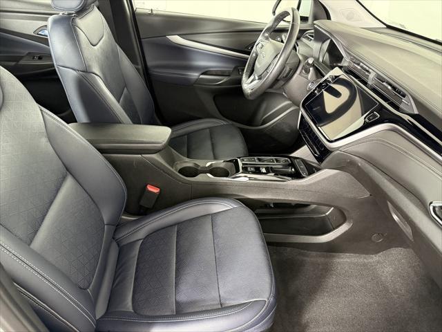 used 2022 Chevrolet Bolt EUV car, priced at $18,500