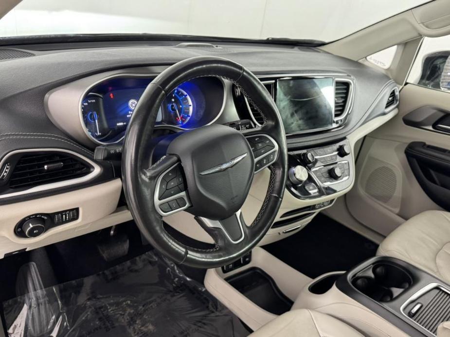 used 2021 Chrysler Pacifica Hybrid car, priced at $20,998