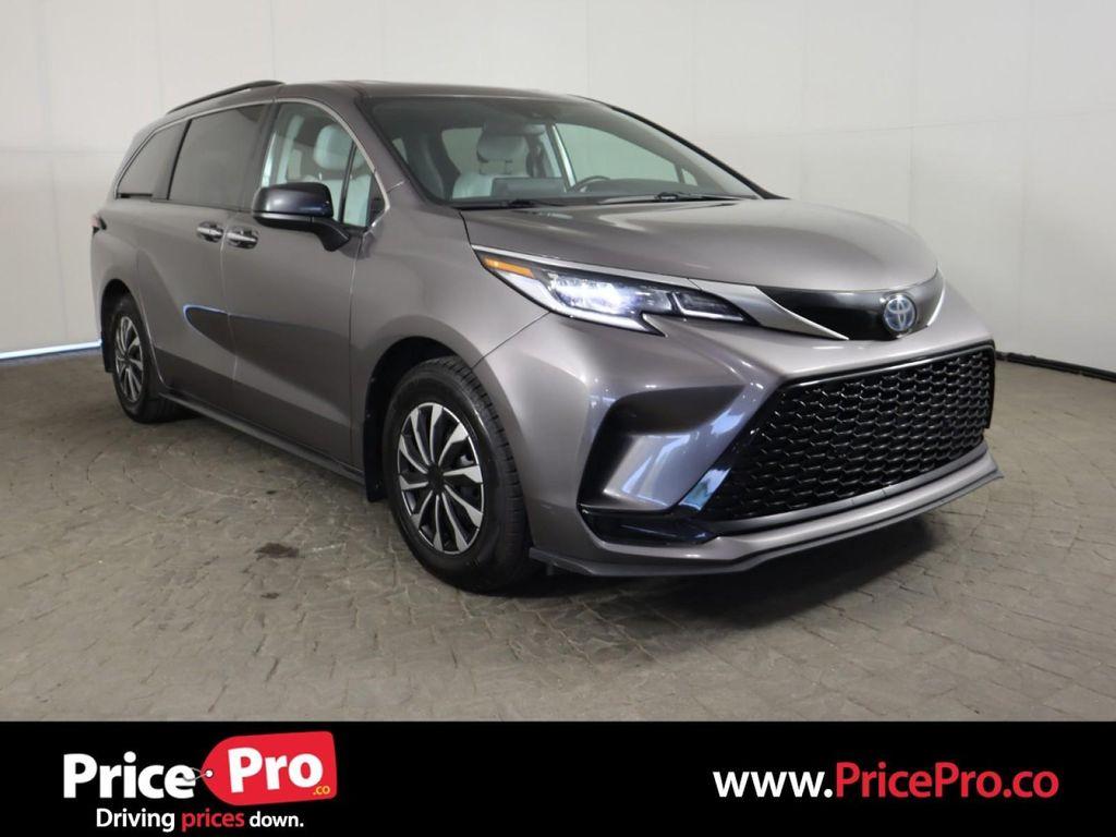 used 2022 Toyota Sienna car, priced at $35,998