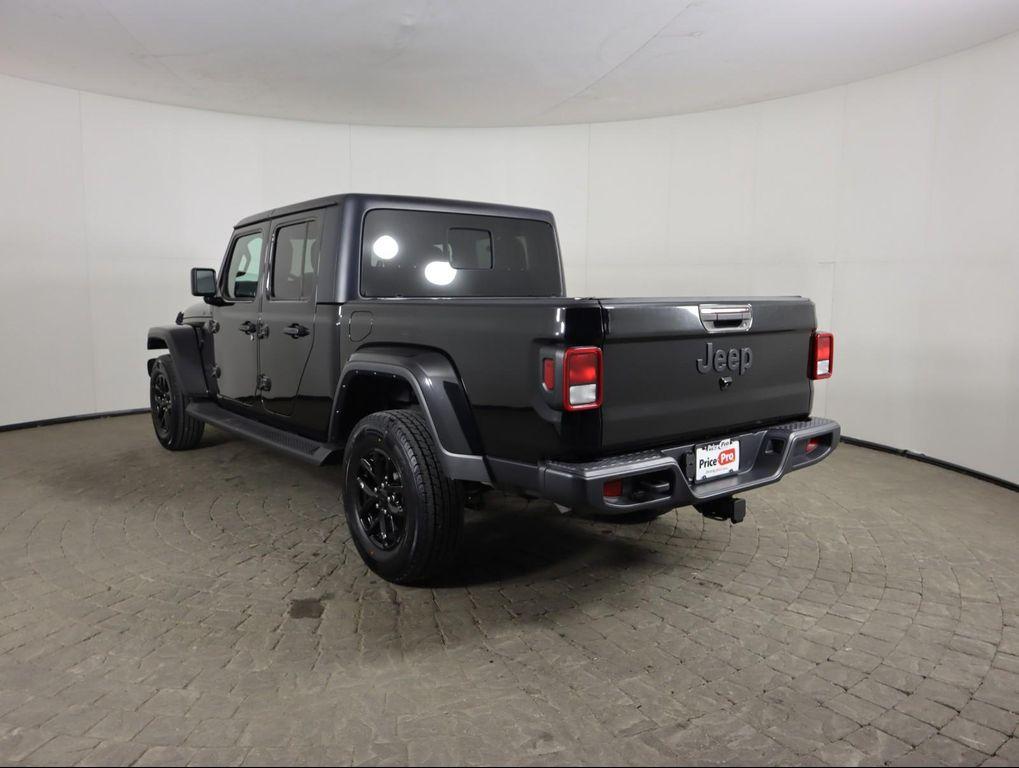 used 2022 Jeep Gladiator car, priced at $29,998