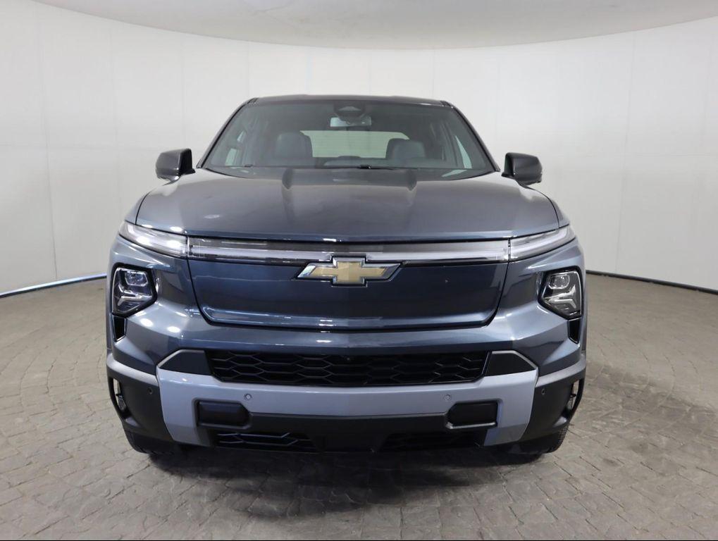 used 2025 Chevrolet Silverado EV car, priced at $57,500