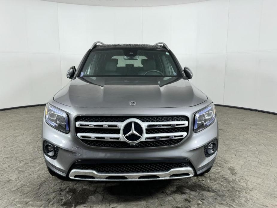 used 2022 Mercedes-Benz GLB 250 car, priced at $33,800